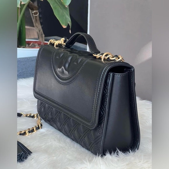 76997 - Tory Burch Fleming Convertible Shoulder Bag - Picture 5 of 16